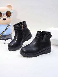 1 Paio di Stivaletti alla Caviglia di Moda per Bambine - Stivali per Ragazze, Stivali Invernali per Ragazze, Stivali per Bambine Piccole. Decorati con Motivo a Farfalla, Disponibili in Nero e Marrone. Adatti per l'Uso Quotidiano in Autunno e Inverno. - nero - Visualizzare 1