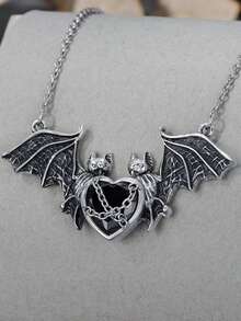 1pc Gothic Style Bat & Heart Lock Clavicle Chain, Vintage Exaggerated Pendant Necklace, Devil's Captive Heart Pendant, Couple Gift, Halloween Necklace - Imprisoned Bat - View 1