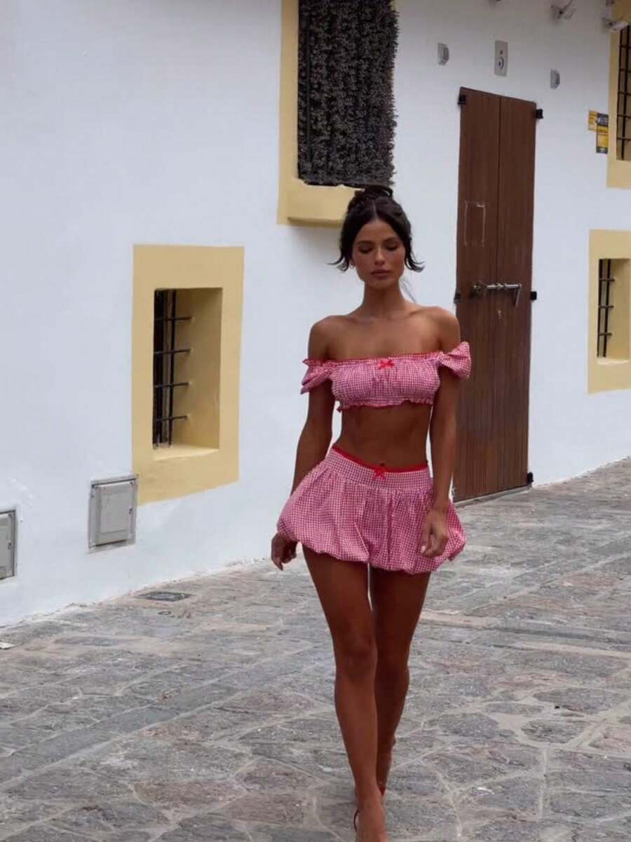 Women's 2 Piece Outfits Plaid Off Shoulder Bowknot Front Crop Top And Elastic Waist Bubble Mini Skirt Set - 紅色 - 查看 1