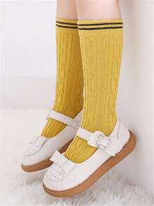1 Pair Girls' Retro Cable Knit Comfortable Breathable Knee-High Socks - Yellow - View 5