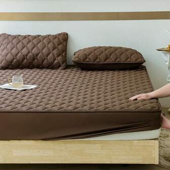 1pc Fitted Mattress Protector Cover (Pillow And Inner Core Not Included), Soft & Comfortable Solid Color Bedding, Suitable For Bedroom & Guest Room, With Deep Pocket Design