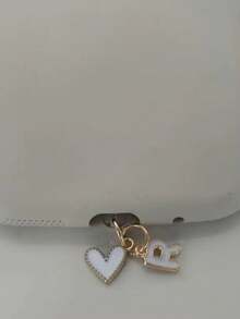 1pc White Heart-Shaped Phone Dust Plug, 26 Alphabet Dust Plug For Charging Port, DIY Phone Decor Suitable For Lightning (5-14) / Type-C