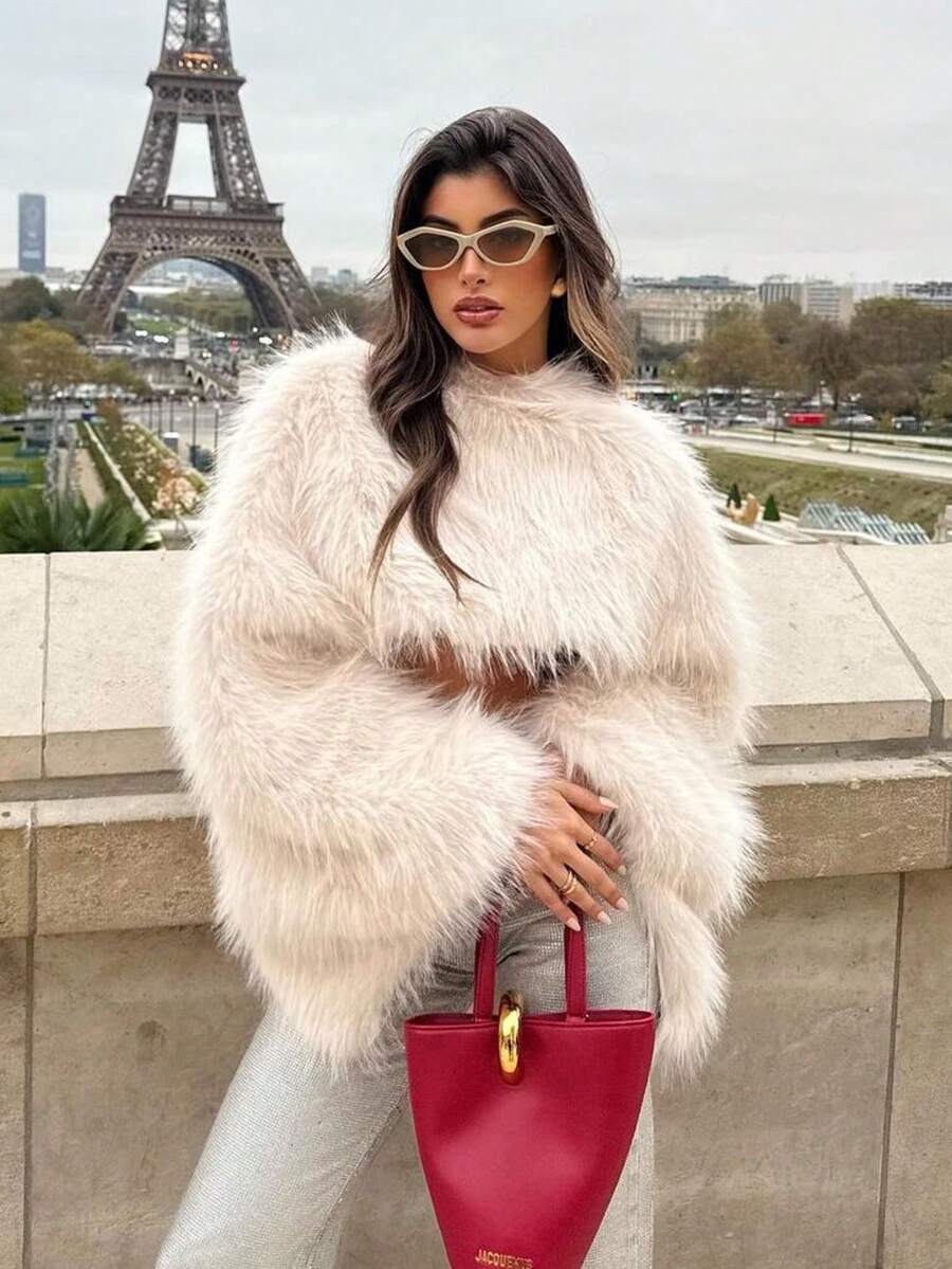 女式人造毛皮短款夹克，纯裸色，纽扣设计，适合约会和冬季日常穿着 - 杏色 - 查看 1