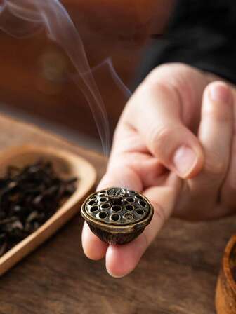 1pc Vintage Lotus-Shaped Incense Burner - Metal Desktop Aromatherapy Holder For Office And Study Decor