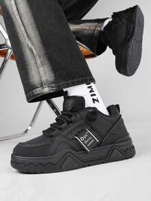 男士四季时尚、百搭、舒适、防滑、轻便、低帮滑板鞋 - 黑色 - 查看 10