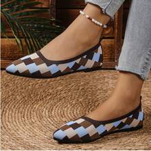 أحذية نسائية قماشية مريحة وعملية بدون كعب