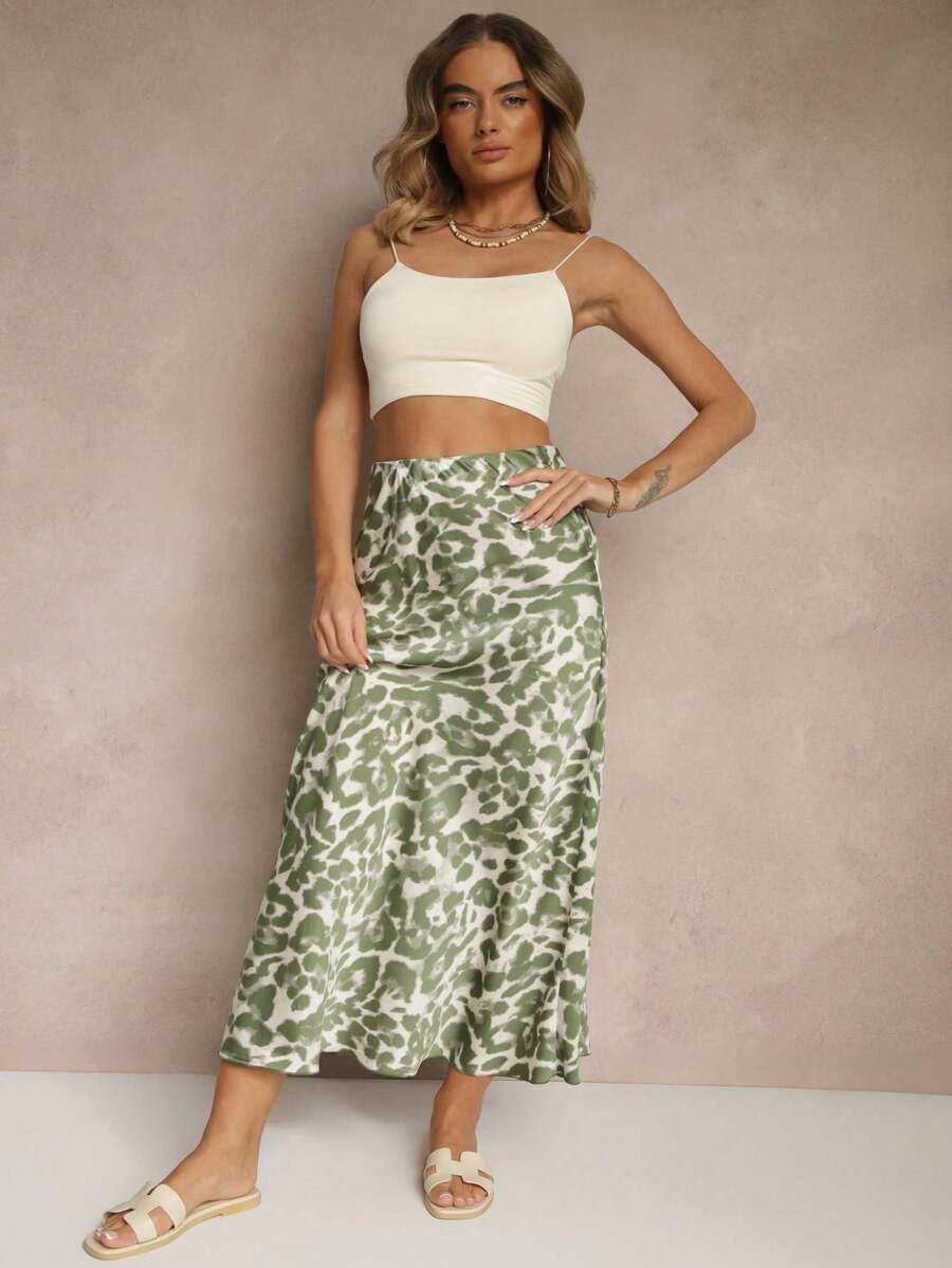 High-Waisted Viscose Leopard Print Elegant Skirt