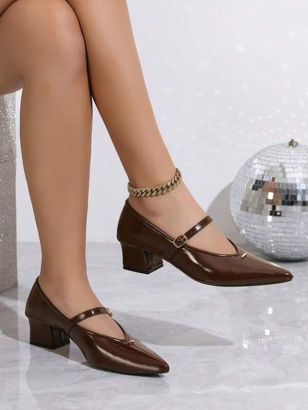 حذاء باليه أنيق وراحة للنساء موديل خريف 2025 ذو تصميم مربع الأصبع وحزام أسود، بكعب سميك مناسب للحفلات والمناسبات والعطلات والنوادي الليلية، حذاء ماري جين