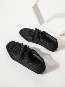 Women's Casual Lace-Up Soft Flat Shoes, Breathable Mesh & Faux Suede Patchwork Square Toe Ballet Flats, Suitable For Summer Vacation, Summer Promotion, Back To School, Student Uniform, Christmas, Autumn, New Year