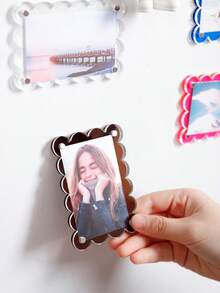 1/3 قطعة مغناطيس ثلاثي الأبعاد من الأكريليك بحجم 3 بوصات، إطارات صور مغناطيسية شفافة ملونة بحجم 3 بوصات، تصميم زهري خفيف الوزن مغناطيس الثلاجة، للمكتب والمنزل واللوحة البيضاء والخزانة والثلاجة لديكور الصور، مناسب لحفلة عيد الميلاد وديكور عيد الميلاد - متعدد الألوان - مشاهدة 9