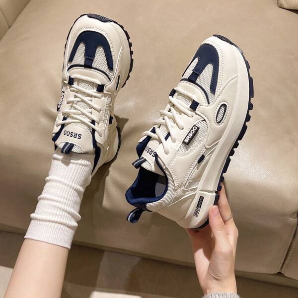 أحذية رياضية كاجوال مريحة للنساء في فصل الخريف/الشتاء، ذات قاع ناعم ومقاوم للانزلاق، بتصميم ربطة لونين متباينين