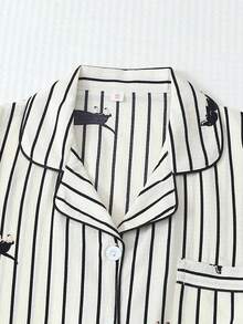 2 Stücke Damen bequemer gestreifter Dackel-Muster Pyjama-Set, Kragen-Knopf Kurzarm-Top und Schleife-Shorts, Sommer Nachtwäsche und Loungewear