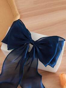 1个海军蓝网纱超大蝴蝶结波浪丝带爪夹，优雅柔软的发夹，适合春季、秋季、学校、大学等场合，也可作为发夹、发爪、发卡使用。