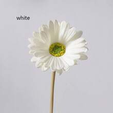 5Pcs Artificial African Daisies Flowers Daisies Fake Flower Artificial Sunflowers , Multi-Colored Artificial Gerberas, Made Of Daisy Silk. Used For Party Decoration, Vase Decoration, Home Decoration, Kitchen Decoration, Garden Decoration And Wedding Decoration. It Can Be Matched With Scene Arrangements, Reused And Requires No Maintenance