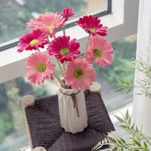5Pcs Artificial African Daisies Flowers Daisies Fake Flower Artificial Sunflowers , Multi-Colored Artificial Gerberas, Made Of Daisy Silk. Used For Party Decoration, Vase Decoration, Home Decoration, Kitchen Decoration, Garden Decoration And Wedding Decoration. It Can Be Matched With Scene Arrangements, Reused And Requires No Maintenance