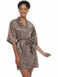 Bathrobe - Leopard Print - View 12