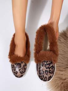 Zapatillas de mujer con forro de felpa cálido y suave, plantilla de piel de felpa cómoda para uso interior/exterior, zapatillas casuales con estampado de piel de serpiente suave