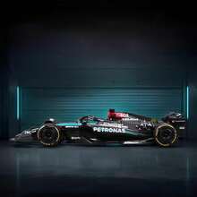 Burago ​Mercedes-AMG F1 W15  #44 1/43 Scale Diecast Model Car - 2024 Season Official Window Box Collection - Alloy Display Gift Set Birthday Present​