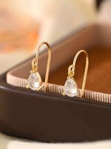 1 Pair S925 Sterling Silver Green Teardrop Zirconia Vintage Elegant Earrings, Birthday, Anniversary, Friend Gift - Water Droplets - View 2