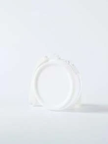 1 pieza Monedero de silicona de estilo simple, bolsa de almacenamiento de gran capacidad y forma redonda, bolsa de color sólido, adecuada para auriculares, cables de datos, lápiz labial, monedas, llaves, etc., tacto suave, fácil de limpiar y cuidar, simple y ligera, espacio razonable, alta portabilidad, adecuada para el hogar, el trabajo, las salidas y los viajes.