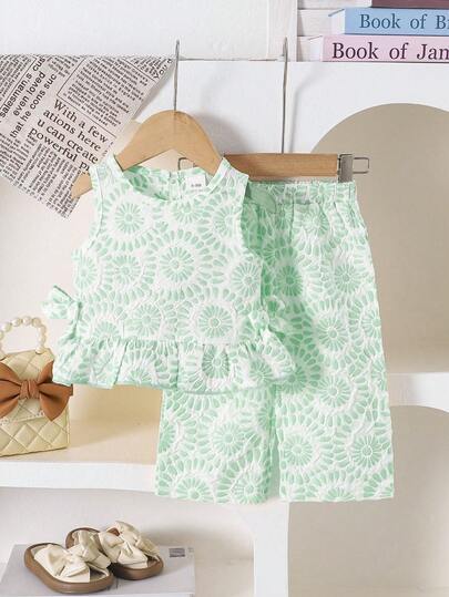 女婴休闲复古提花纹理吊带背心，带蝴蝶结装饰和裤子套装，舒适