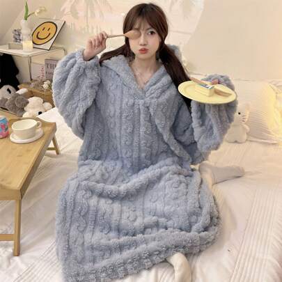 Korallenfleece Nachthemd für Damen, Herbst/Winter, warmer Kapuzenmantel, Flanell Nachtwäsche, kann auch draußen getragen werden