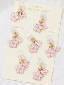 1 件时尚粉色花卉字母手机防尘塞，精致 A-Z 字母金属挂件，适合作为女性生日礼物，兼容 Lightning（5-14）/ Type-C 接口 - 粉色 - 查看 1