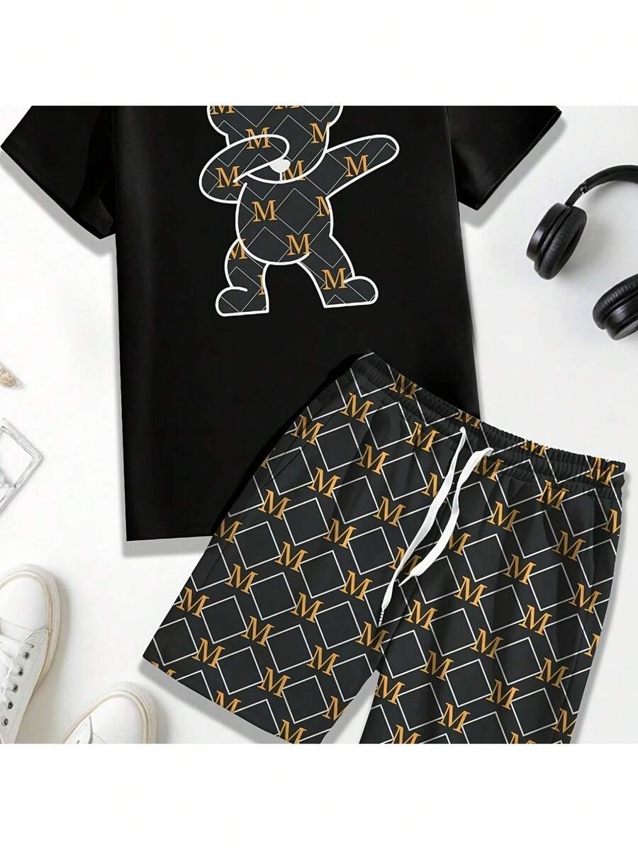 Dabbing Bear Quilted Print Short Sleeve T-Shirt, Local Warehouse, 220g Cotton Men's T-Shirt, Cool and Comfortable, Versatile Summer Wear, Perfect Gift