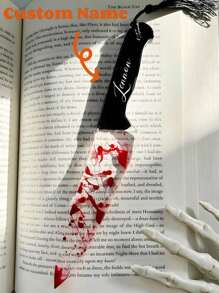 1 Peça Marca-Página Personalizado com Pingente de Borla, 2 Estilos de Machado Gráfico Sangrento e (Faca Falsa Não Afiada), Brincadeira de Terror Clássica para Volta às Aulas, Escritório, Presentes de Estudante, Leitores de Clube do Livro, Aniversário, Feriado, Escritor, Amante de Livros, Amigo, Professor, Estudante, Halloween