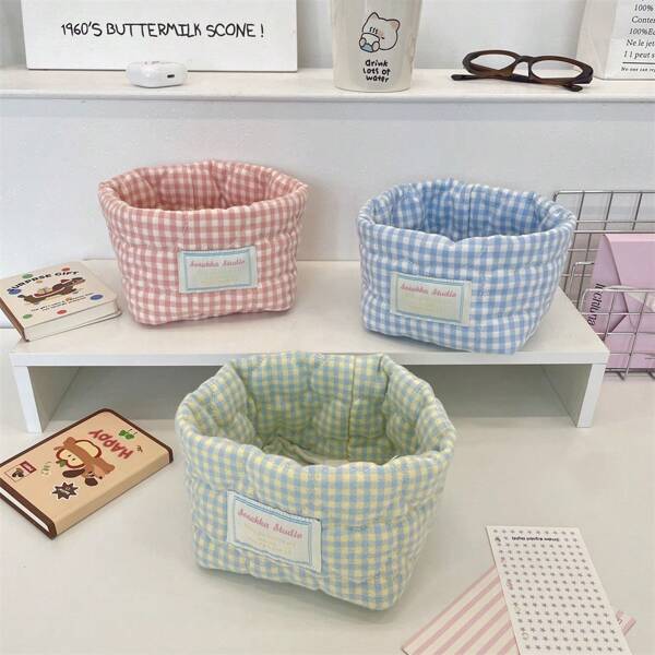 1pc Fresh Plaid Storage Basket, Desktop Miscellaneous Storage Basket, Waterproof Cosmetic Storage Basket, Brush And Skincare Storage And Organization, Desktop Decor, Cosmetic Storage Rack, Portable Picnic Basket, Valentine's Day Gift, Bathroom Storage, Skincare Storage, Home, Travel, Vacation And School Use, Toiletry Bag, Bedroom Essentials, Bridesmaid Gift, Mother's Gift, Birthday Gift, Gift For Friends And Teachers