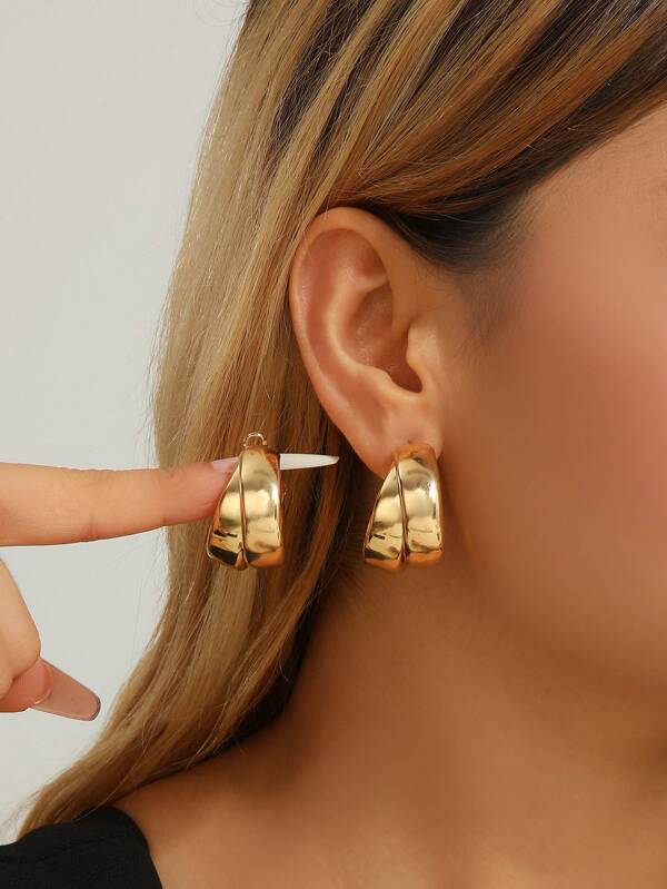 1 Pair Stylish Round Hoop Earrings, Minimalist Alloy Design, Versatile For Women Daily And Party Wear