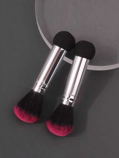 2支全新双头化妆刷，柔软刷毛搭配海绵刷头，适用于遮瑕、修容、散粉、腮红，满足各种面部妆容需求，专业化妆师必备工具，粉底刷、遮瑕刷、腮红刷、修容刷、腮红刷、古铜粉刷、散粉刷、粉底刷、腮红刷，赠品