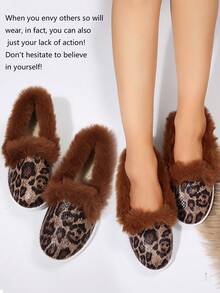 Zapatillas de mujer con forro de felpa cálido y suave, plantilla de piel de felpa cómoda para uso interior/exterior, zapatillas casuales con estampado de piel de serpiente suave