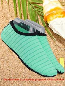 1 Pair Beach Essential Water Shoes For Men & Women, Quick Dry Soft Bottom Aqua Socks For Swimming, Boating, Fishing, Yoga, Water Aerobics, Size Run Small, Recommend Ordering 2 Sizes Up