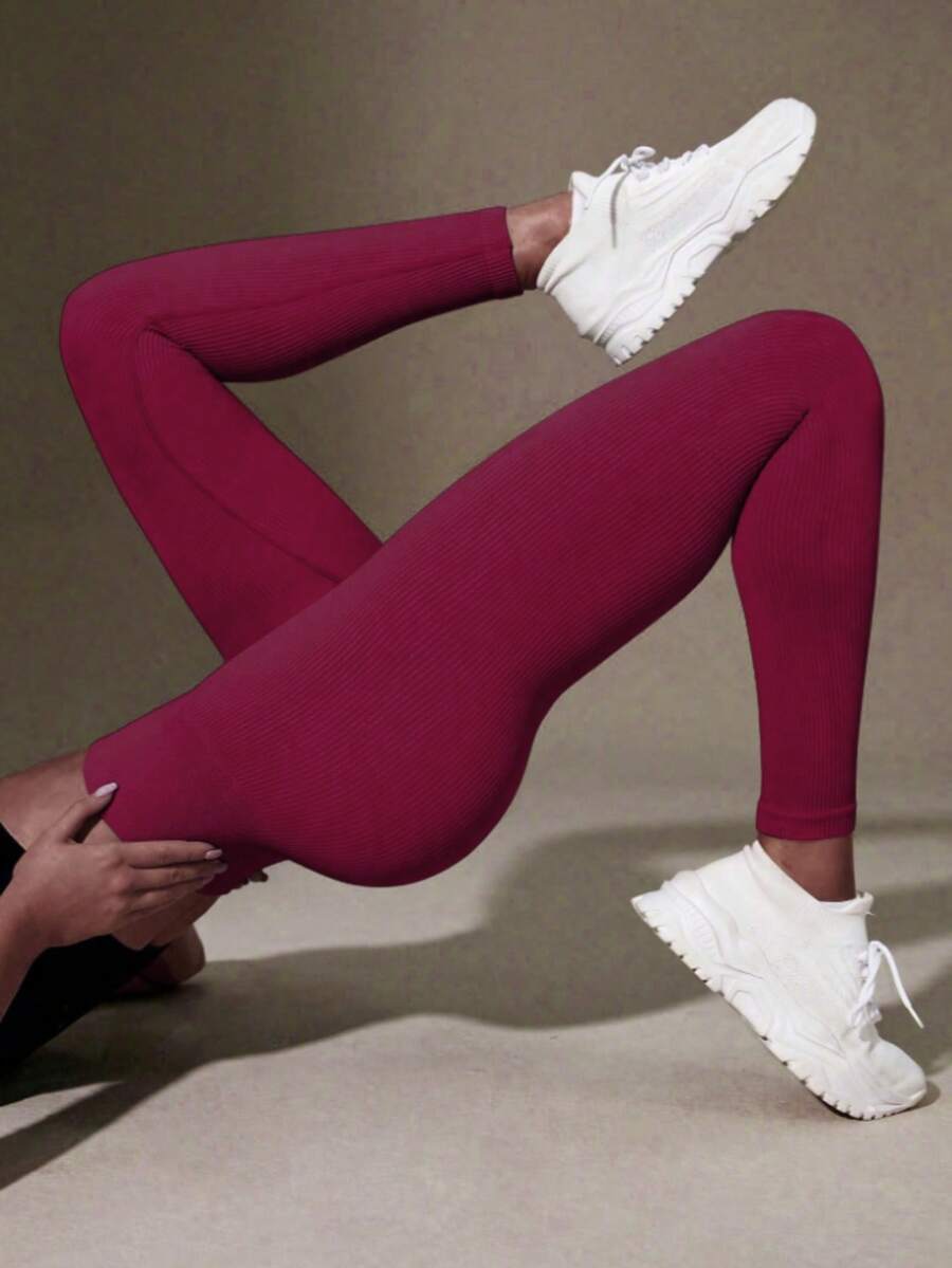 Ribbed Comfort Fit Leggings – Perfect For Everyday Style - Burgundy - View 1