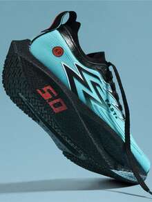 أحذية رياضية للرجال مزودة بلوح كربوني للاستخدام الخارجي، أحذية جري للسباقات والتدريب والنصف ماراثون وجري السرعة. أحذية رياضية للنساء، أحذية للمنافسات الرياضية والميدان والطرق، أحذية جري للنساء، مصنوعة من شبكة تنفس، وأسطح مقاومة للانزلاق وماصة للصدمات