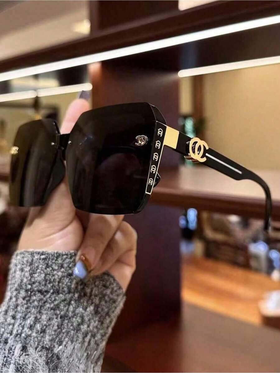 1pc Large Frame Square Retro Women's Glasses, Full Frame Versatile Personalized Fashion Glasses, Suitable For Vacation Travel Beach Accessories Shades Letters Design Elegant Style Oversized Square Frame - màu đen - Xem 1