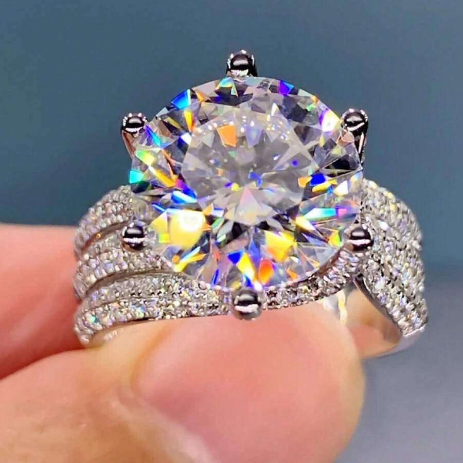 1pc Luxury Classic Cubic Zirconia Women's Wedding Rings, Engagement Accessories, Women's Fashionable Jewelry, Daily Casual Accessories, Festival And Anniversary Gifts, Mother's Day And Valentine's Day Gifts - White - View 1