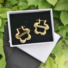 Personalisierte Namensohrringe, Edelstahl Blumen Creolen, modische einzigartige persönliche Ohrringe, Geschenk für beste Freundin/Geburtstag