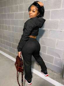 Autumn/Winter Solid Color Slim Fit Pocket Hoodie & Drawstring Hem Sweatpants Warm Suit