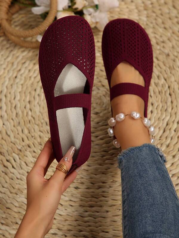 2025年秋季女士四季针织玛丽珍平底鞋，纯色一脚蹬圆头鞋，织物鞋面和衬里，橡胶鞋底，可机洗