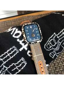 钢化玻璃屏幕保护膜 - 全包式坚固PC保护壳，高清超薄，兼容 Series Ultra/SE/11/10/9/8/7/6/5/4/3/2/1，适用于38/40/41/42/44/45/46/49mm表壳，豹纹图案 - 黑毛豹 - 查看 4