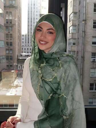 1pc Watercolor Print Headscarf, Bohemian Style Muslim Hijab, Fashionable Lightweight Balinese Chiffon Scarf, Suitable For Daily Wear And Abaya, All Seasons For Dress