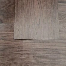 20片逼真木紋自黏地板貼，15.75英吋*5.9英吋加厚裝飾復古乙烯基木板，一人即可輕鬆DIY設計，耐磨，適用於室內居家 - 40cmX15cm - 查看 15