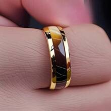 1pc Fashion 8mm Men Gold Color Stainless Steel Rings Inlay Brown Wood Rings For Men Women Wedding Engagement Band Jewelry Gift