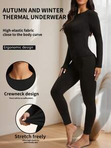 一套保暖内衣套装，包括圆领长袖上衣和七分裤，适合秋冬季穿着。