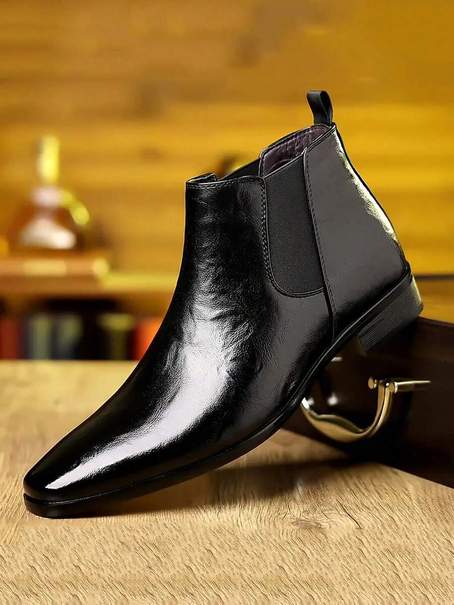 Stivaletti alla caviglia Chelsea di moda da uomo, classici neri con design a fascia elastica, adatti per l'abbigliamento business e casual