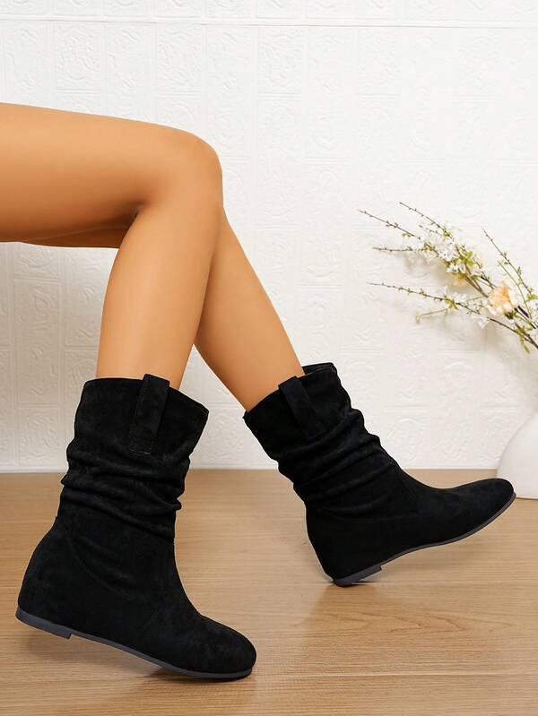 Women's Vintage Fashion Solid Color Thick Sole Comfortable Versatile Round Toe Pleated Mid-Calf Boots, Autumn/Winter
