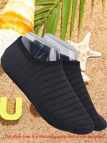 1 Pair Beach Essential Water Shoes For Men & Women, Quick Dry Soft Bottom Aqua Socks For Swimming, Boating, Fishing, Yoga, Water Aerobics, Size Run Small, Recommend Ordering 2 Sizes Up