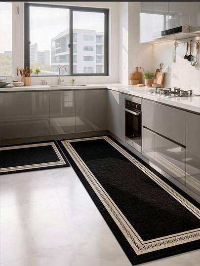 1 pieza Alfombra de cocina de patrón simple negro, con borde beige, antideslizante y resistente a las manchas, adecuada para decoración de habitaciones, sala de estar, baño, dormitorio, alfombra de entrada y alfombra de exterior. Hecha de fibra de poliéster, fácil de limpiar, lavable a máquina, adecuada para todas las estaciones y festividades.